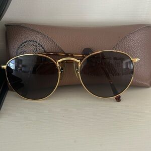 Vintage Ray Ban by Bausch and Lomb sunglasses.